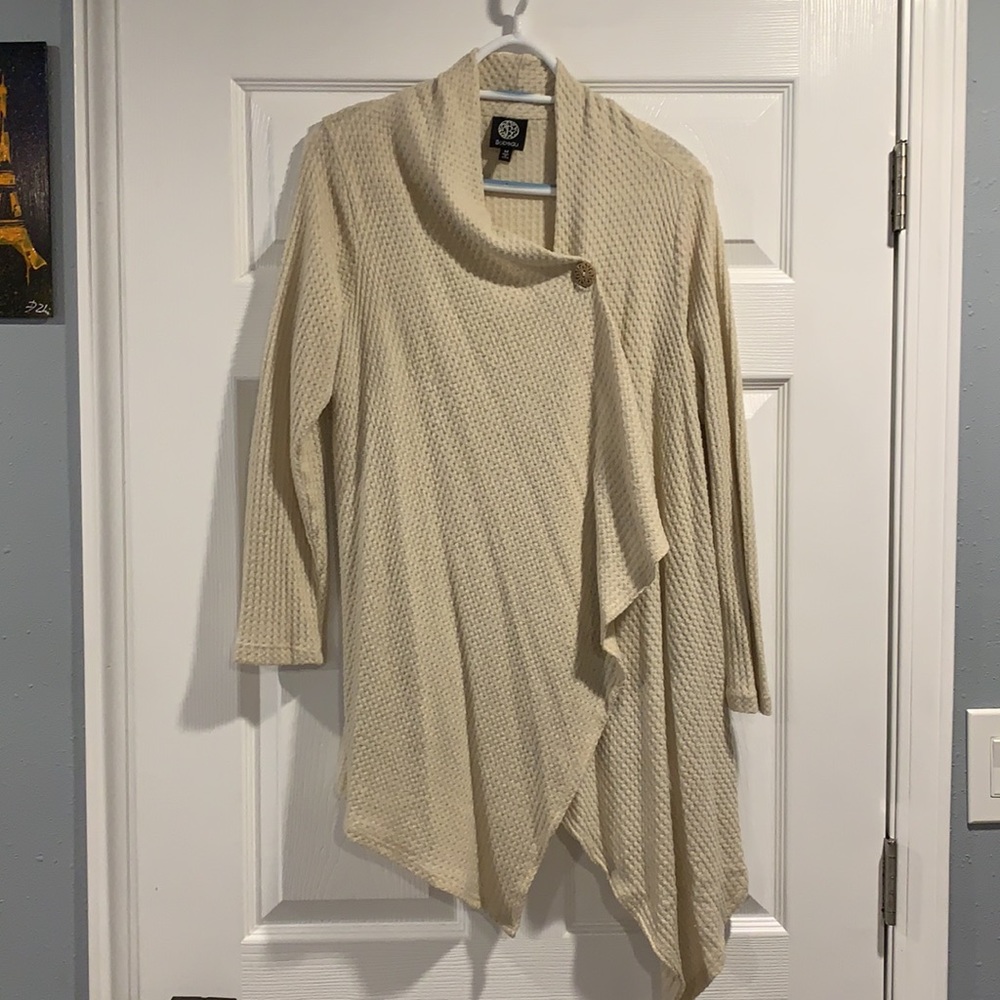 Cardigan - Picture 2 of 2